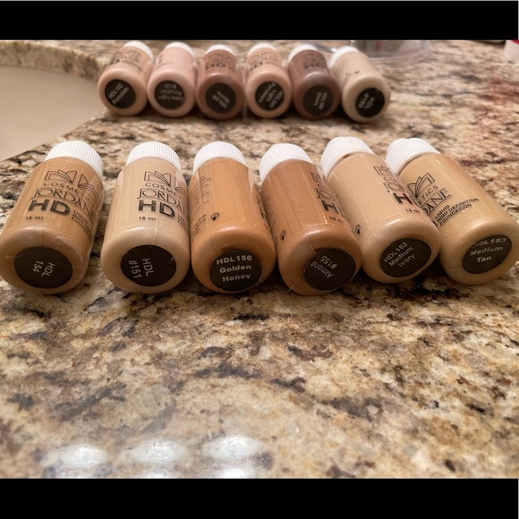 $7 EACH - Jordane Cosmetics Foundations - Picture 3 of 4